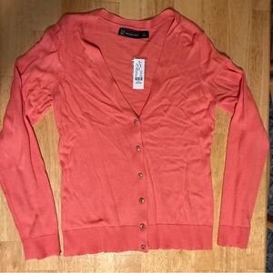 NWT New York & Company Long Sleeve V Neck Coral Cardigan Sweater M